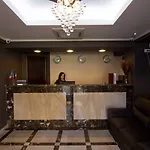 West Plaza Hotel Bucareste