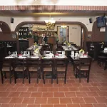 West Plaza 3* Bucareste