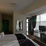 West Plaza Hotel Bucareste
