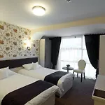 West Plaza Hotel Bucareste