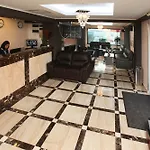 Hotel West Plaza 3*