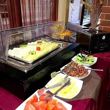 West Plaza Hotel