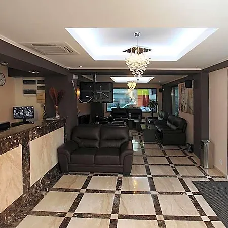 West Plaza 3*