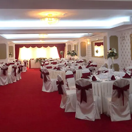 West Plaza Hotel 3*