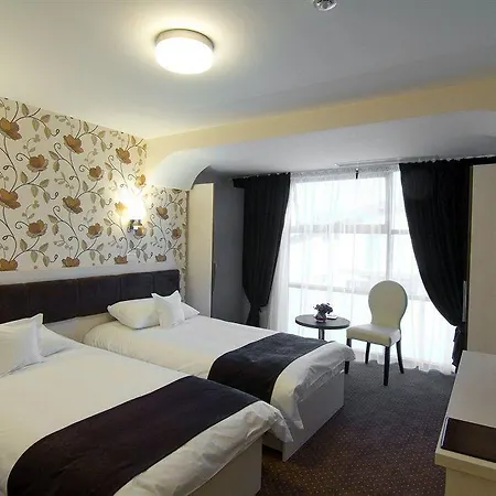 West Plaza Hotel Bukurešť