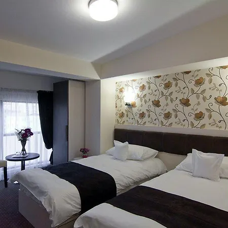 West Plaza Hotel Bukurešť