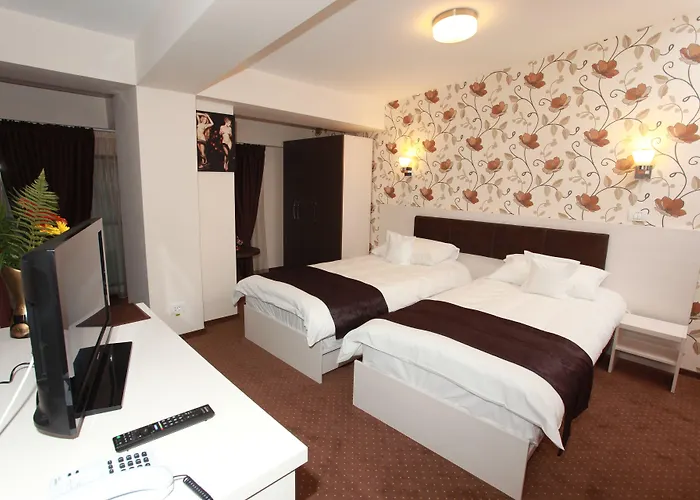 Szálloda West Plaza 3*