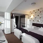 West Plaza Bucharest