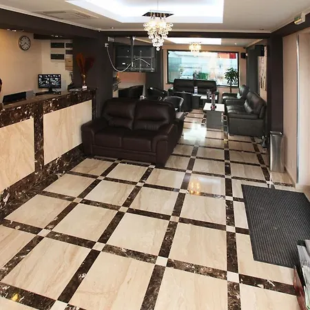 West Plaza 3* Bucharest