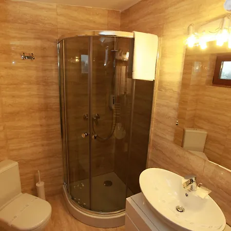 West Plaza 3* Bucharest