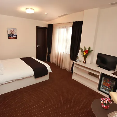 West Plaza Hotel Bucareste