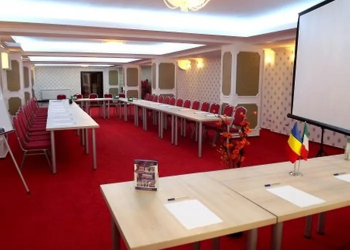 West Plaza Otel
