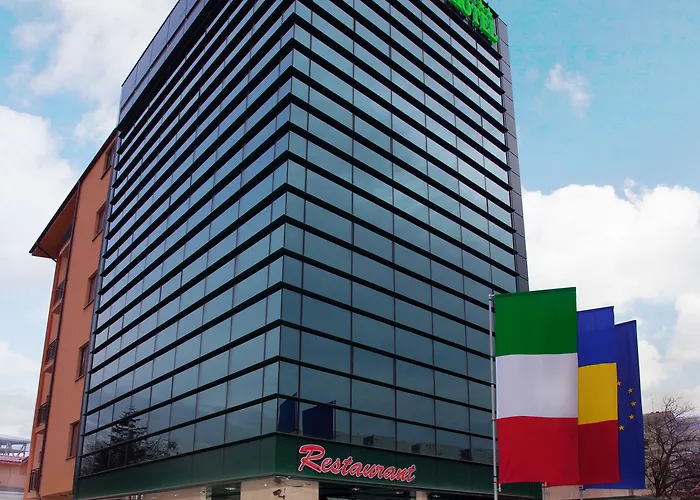 Otel West Plaza 3*