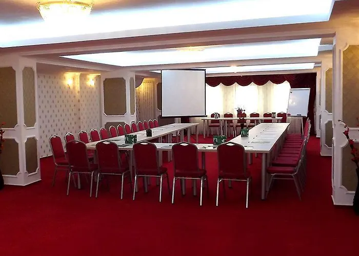 Otel West Plaza